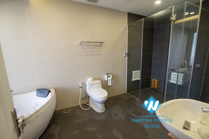 Beautiful 4 bedrooms villa for rent in Vinhome Riverside near BIS international school